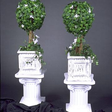 Trees-Topiary ball-30in at Cody Party Store & Rentals